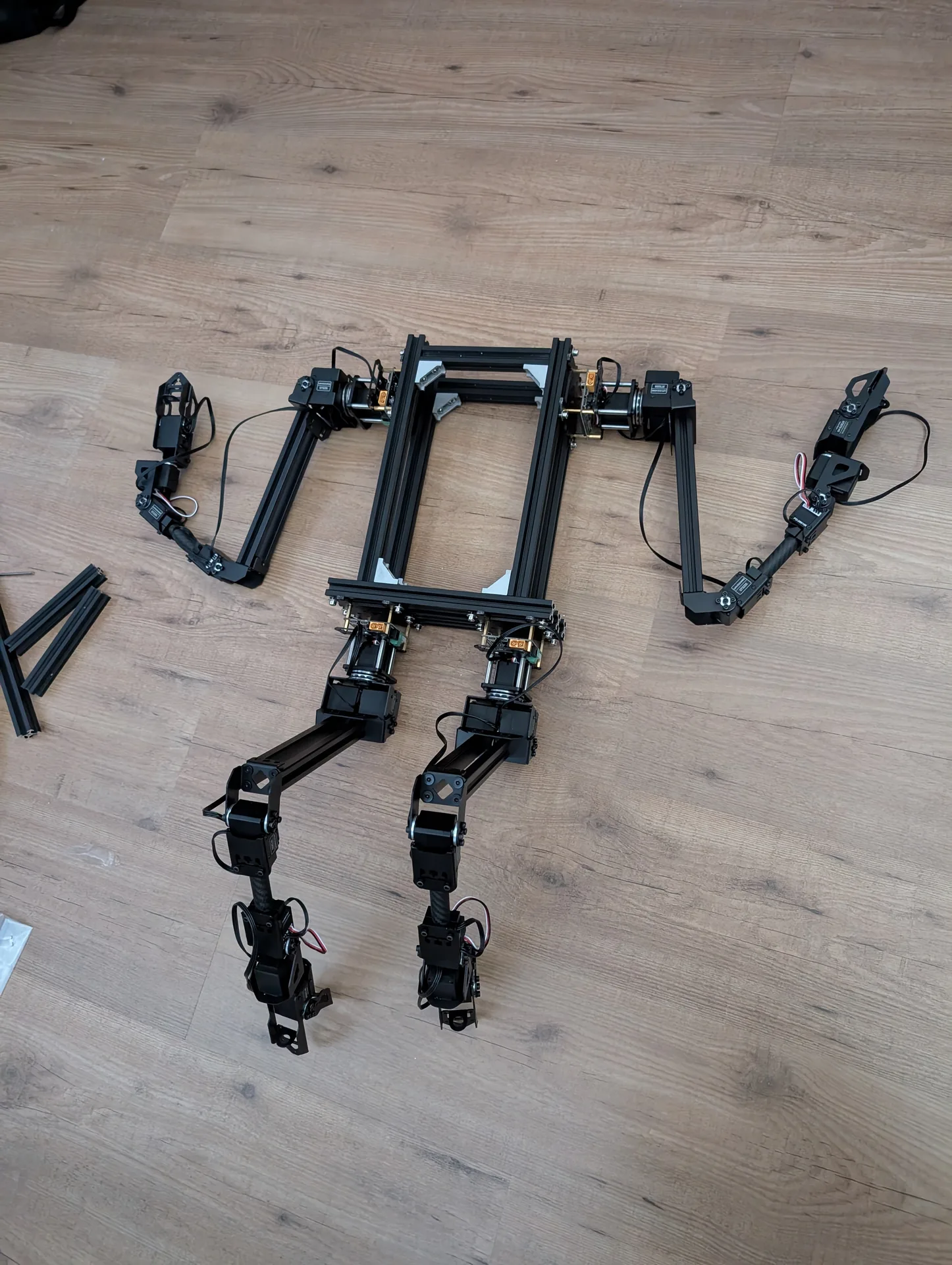 Gibbon Bot mk.2 assembled chassis with motors